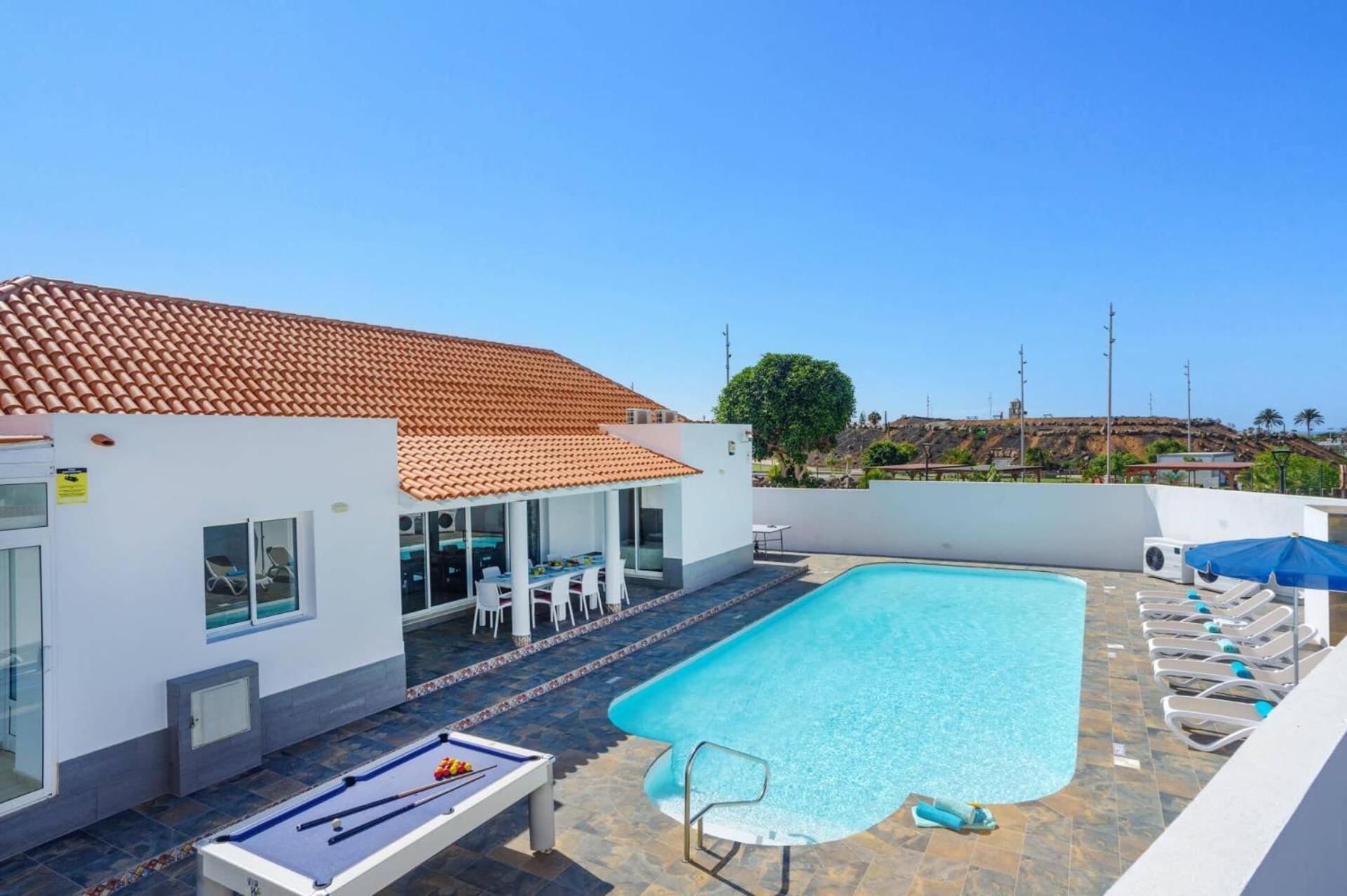 Villa Esmeralda By Villa Plus Corralejo Exterior photo