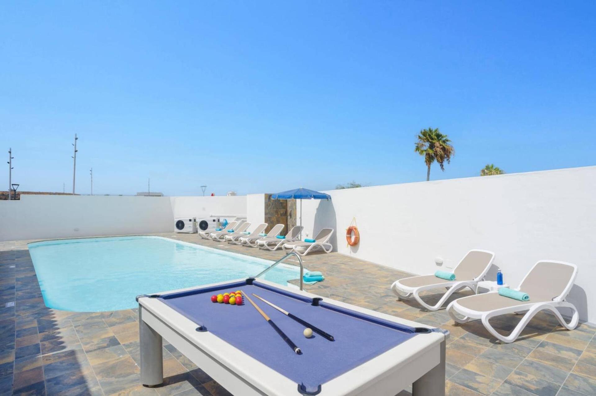 Villa Esmeralda By Villa Plus Corralejo Exterior photo